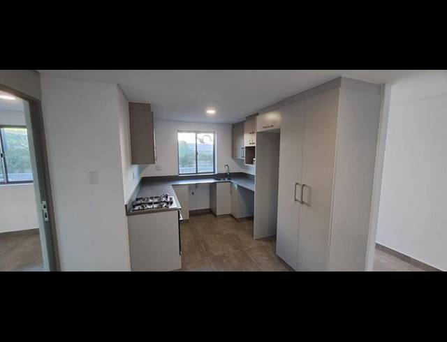 2 BEDROOM APARTMENT FOR SALE IN ISLAND VIEW